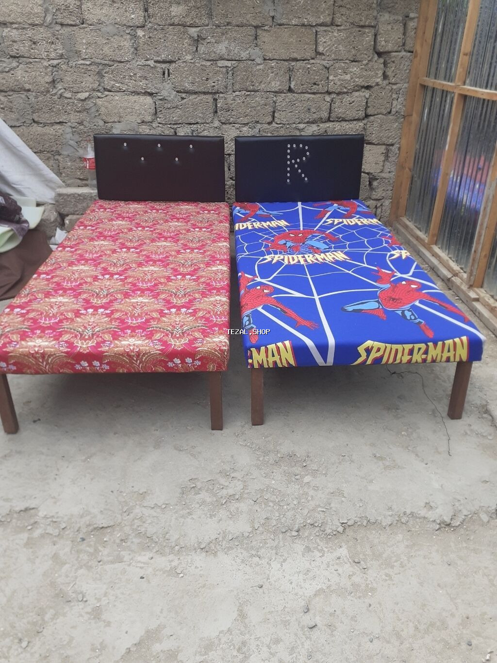 Kravat 
Taza