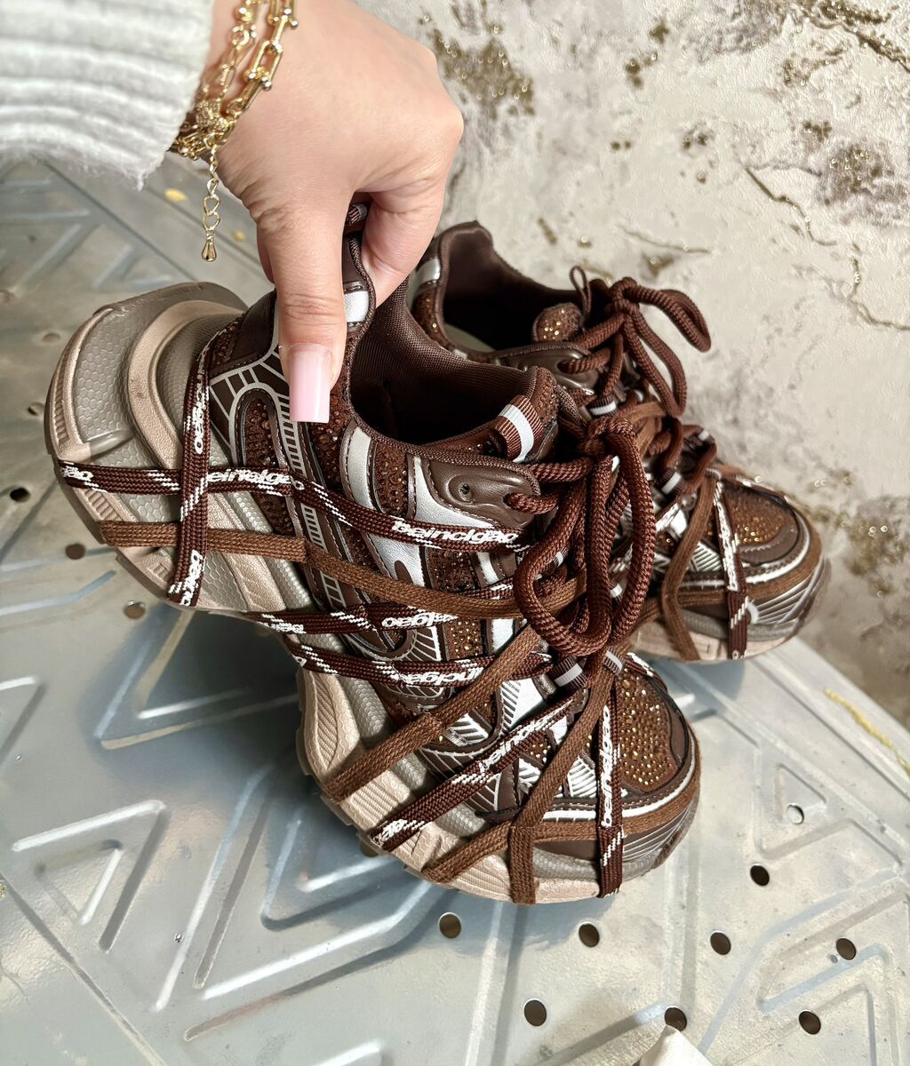 Ölçü: 38, rəng - Qəhvəyi, Yeni