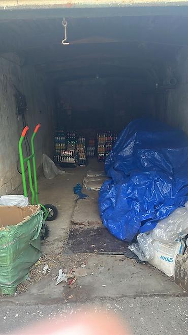 Qaraj/Anbar sahəsi - Kərpic konstruksiyalı, metal ikiqat darvazalı - şəkil 4