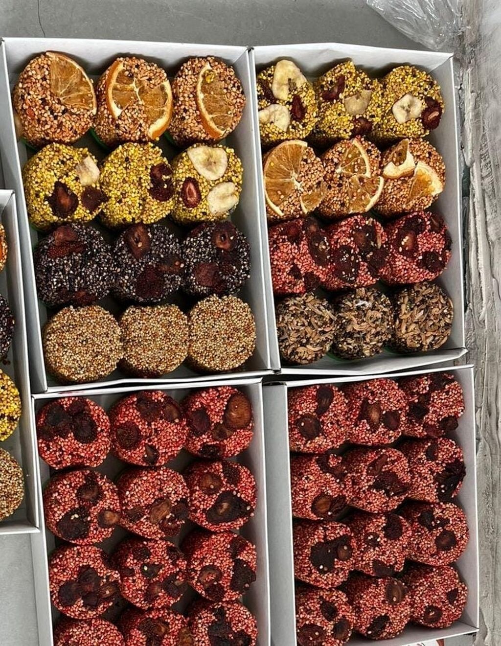 Zoo Market Kraker biznesi quş və xamyak krakerlərinin hazirlanma