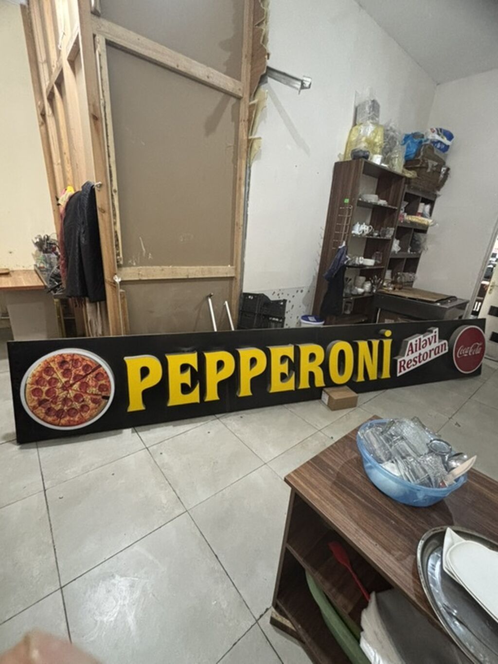 Məhsul: “PEPPERONI” restoran lövhəsi Uzunluğu 5 m kimi - Tip: Xarici