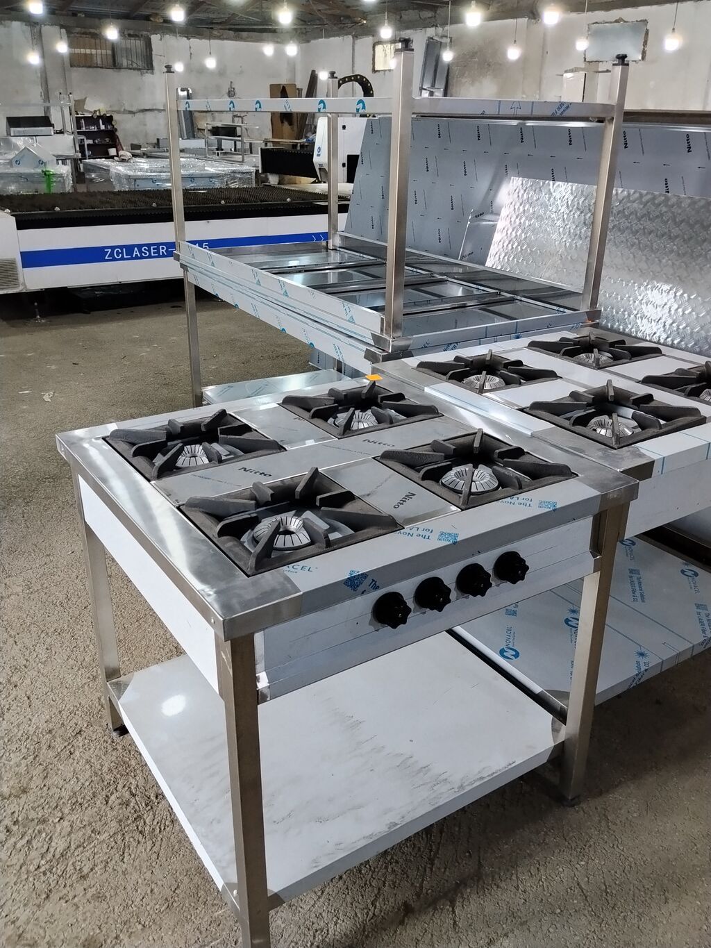 4 Gözlü Qaz Peçi ve Her Növ Restoran Metbext Avadanliqlarin