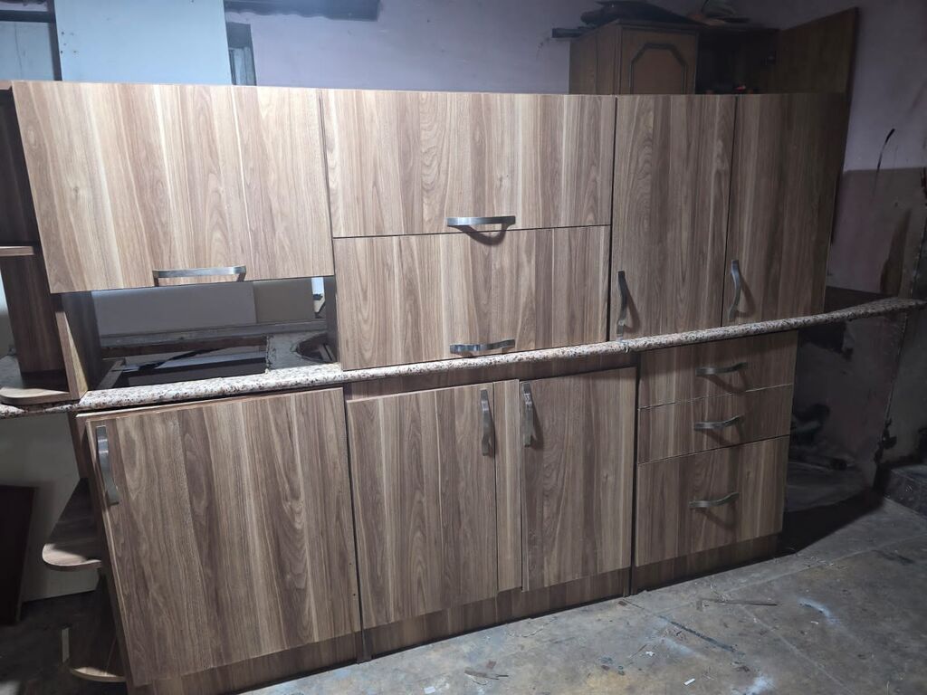 Metbrx mebeli saglam veziyyetde tecili catdirilma daxil 260 azn olcu