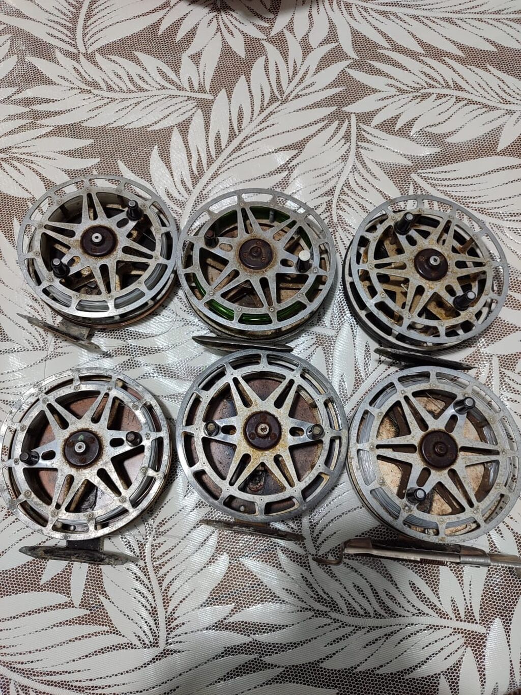 Məhsul: Metal iplik/dor çarxları (6 ədəd) Təsvir: - Korpus: tökmə