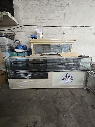 Məhsul: Şirniyyat vitrin-soyuducu (display counter) Təsvir: - Şüşə ön - şəkil 4