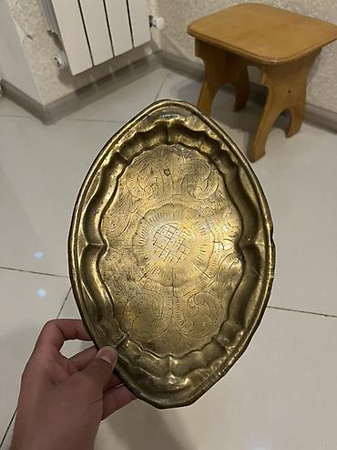 Misin xonça/nişan qabı – əl işidir, misdən hazırlanıb, üzəri naxışlı - şəkil 2