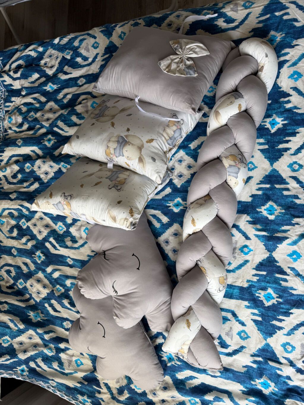 Bortik dəsti. 50 azn alınıb son 25ə satılır. Yeni kimidir tərtəmiz və