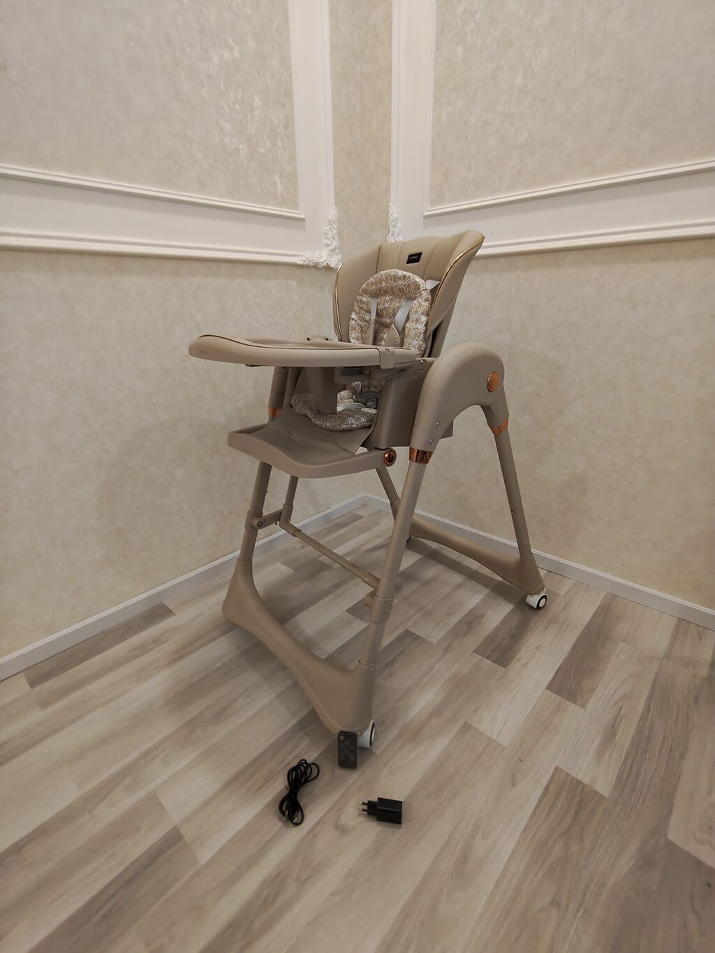 Uşaqlar üçün çoxfunksiyalı yemək və istirahət kreslosu - Rəng