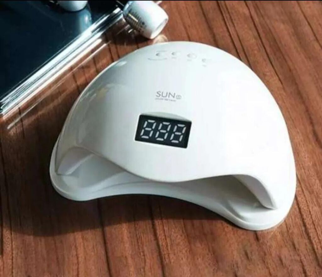 SUN LED/UV dırnaq lampası - LED displeyli taymer: üst hissədə