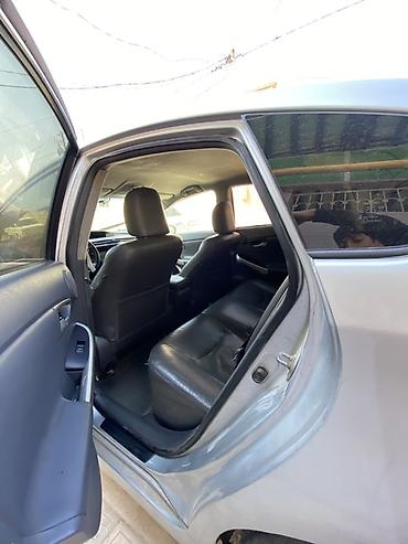 Toyota Prius – hibrid sedan - Korpus: 5 qapılı liftbek/sedan kuzov - - şəkil 2