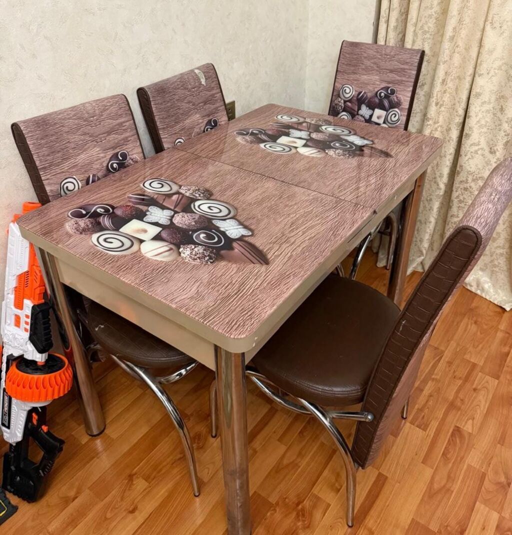 (Masa desti) yaxwi veziyyetde seliqeli islenib masa açilandir 4