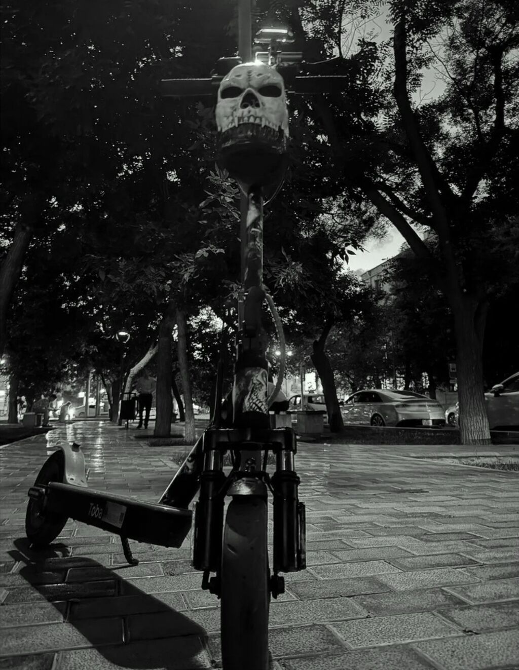 Elektrik skuter – Toba, fərdi dizayn QIYMET 300 REAL alıcıya cüzi