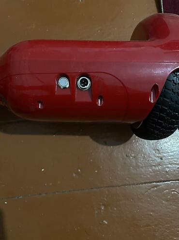 Qırmızı rəngli elektrikli hoverboard (özünü tarazlayan skuter) - - şəkil 3