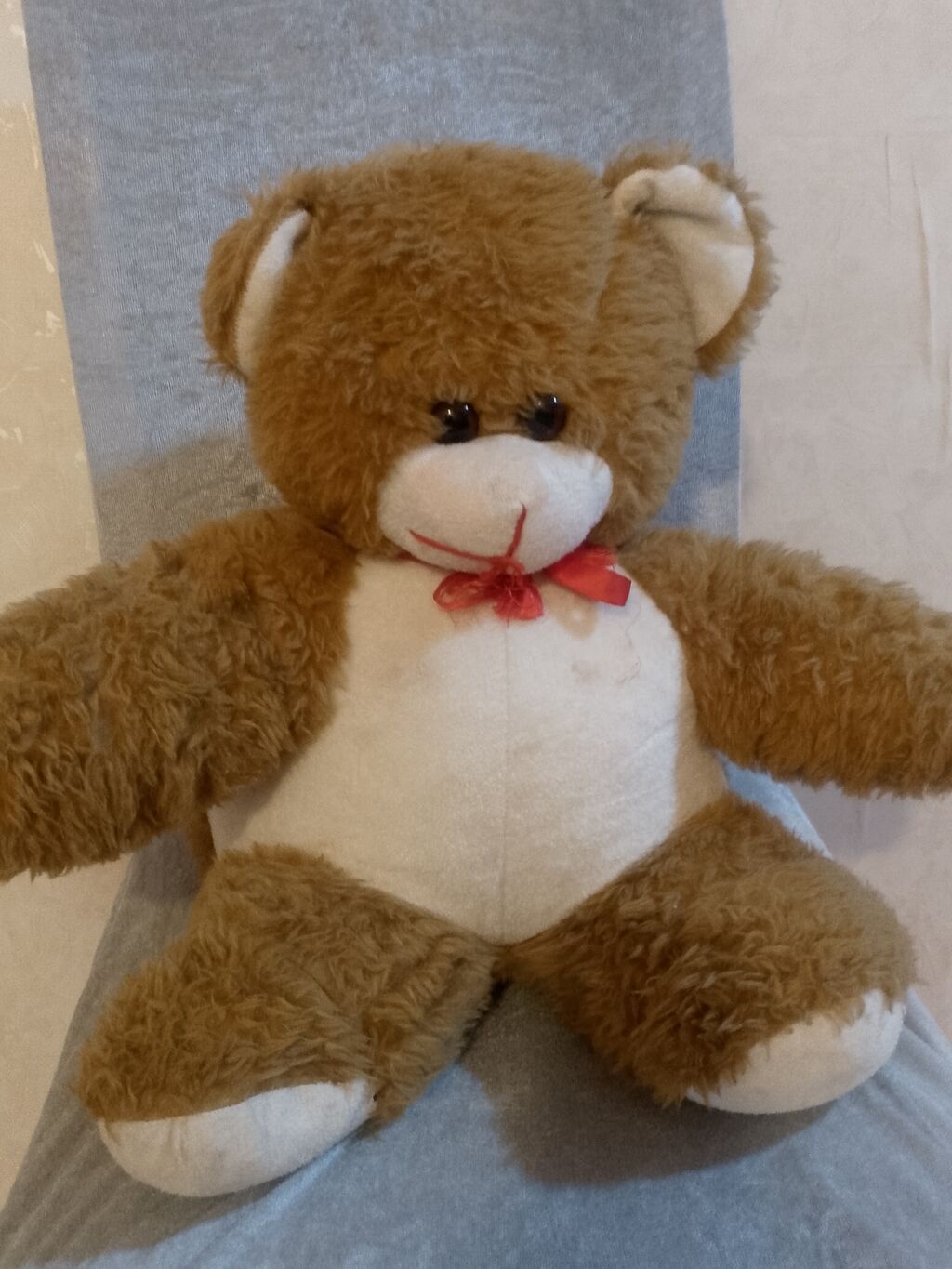 Böyük ölçülü tüklü oyuncaqlı ayı balası. - Rəng: açıq-qəhvəyi və krem