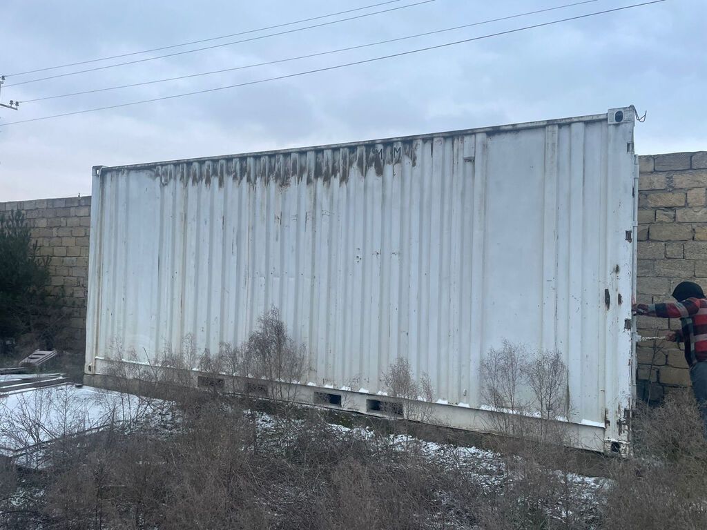 Dəmir konteyner – anbar/ofis üçün uyğun 6metr uzunluq 2.5 metr en -