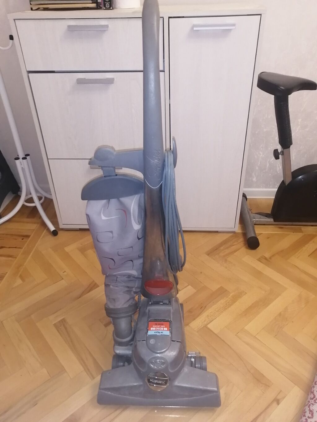 Kirby elektrik süpürgəsi – dik tozsoran Hem xalca hem de divan kreslo