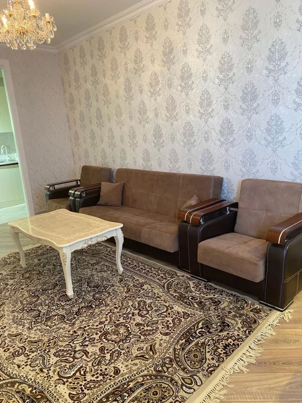 Kirayə 2 otaqlı mənzil – Nərimanov metrosuna 1–2 dəqiqə piyada -