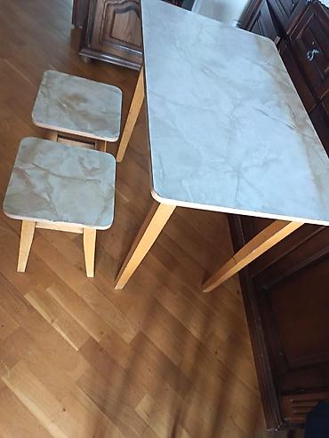 Mətbəx üçün kompakt stol və iki taburet dəsti Sovetdən Qalma Təmiz - şəkil 5