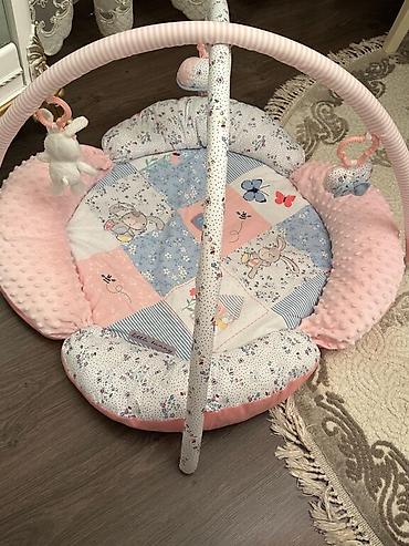 Uşaq üçün oyun xalçası və asma taqqıltılı oyuncaq dəsti - Yumşaq - şəkil 2