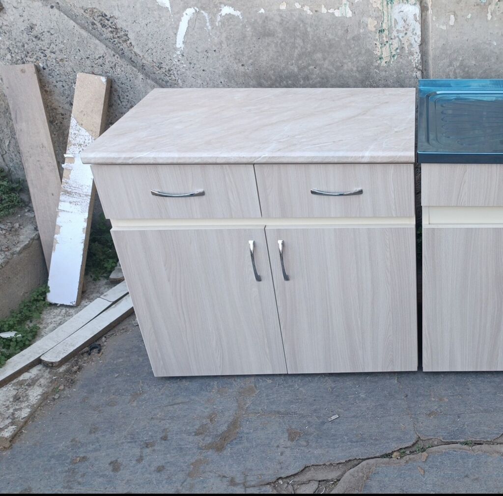 Mətbəx dolabı. Şkaf . İş masası. Mətbəx şkafı. Mətbəx mebeli. Raboçi