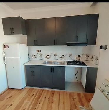 Müxtəlif üslublarda, müxtəlif materiallardan hazırlanmış mətbəx - şəkil 4