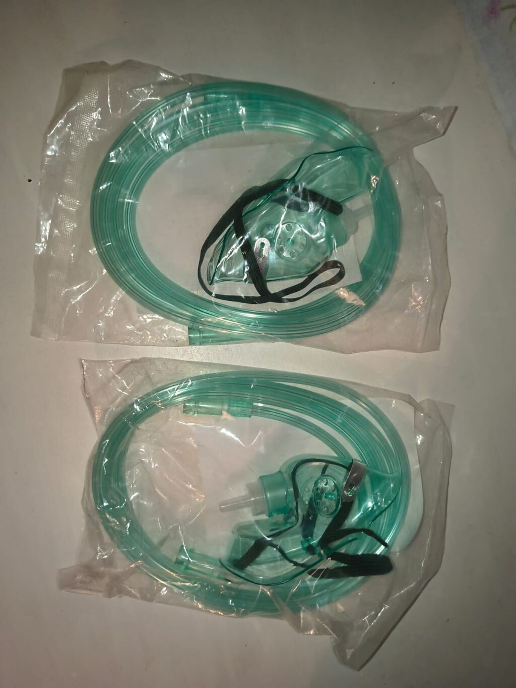 Məhsul: Oksigen maskası (nazal kanül tipli), tənzimlənən başlıqlı -