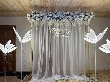 Tədbir dekoru – fotozon və neon yazı - Qızılı metallik karkaslı - şəkil 2