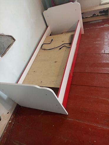 Satilir tezeden secilmir matrasi yoxdu isdiyen olsa balaca siyirtmeli - şəkil 3