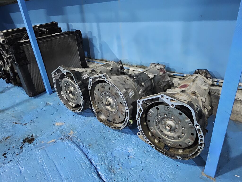 BMW ehtiyat hissələri — mühərrik, sürətlər qutusu və kuzov detal­ları