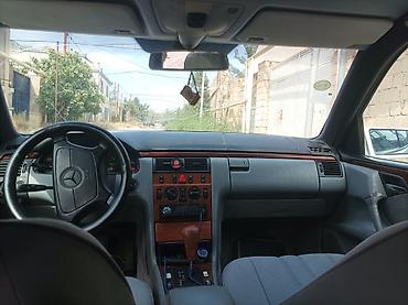 Mercedes-Benz E-Class (W210) sedan – gümüşü rəng Texniki - şəkil 4