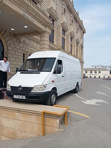 Mercedes-Benz Sprinter markalı ağ rəngli yük avtomobili. Geniş yük - şəkil 2