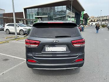 Kia Sorento: 2 l | 2017 il Krossover - şəkil 3