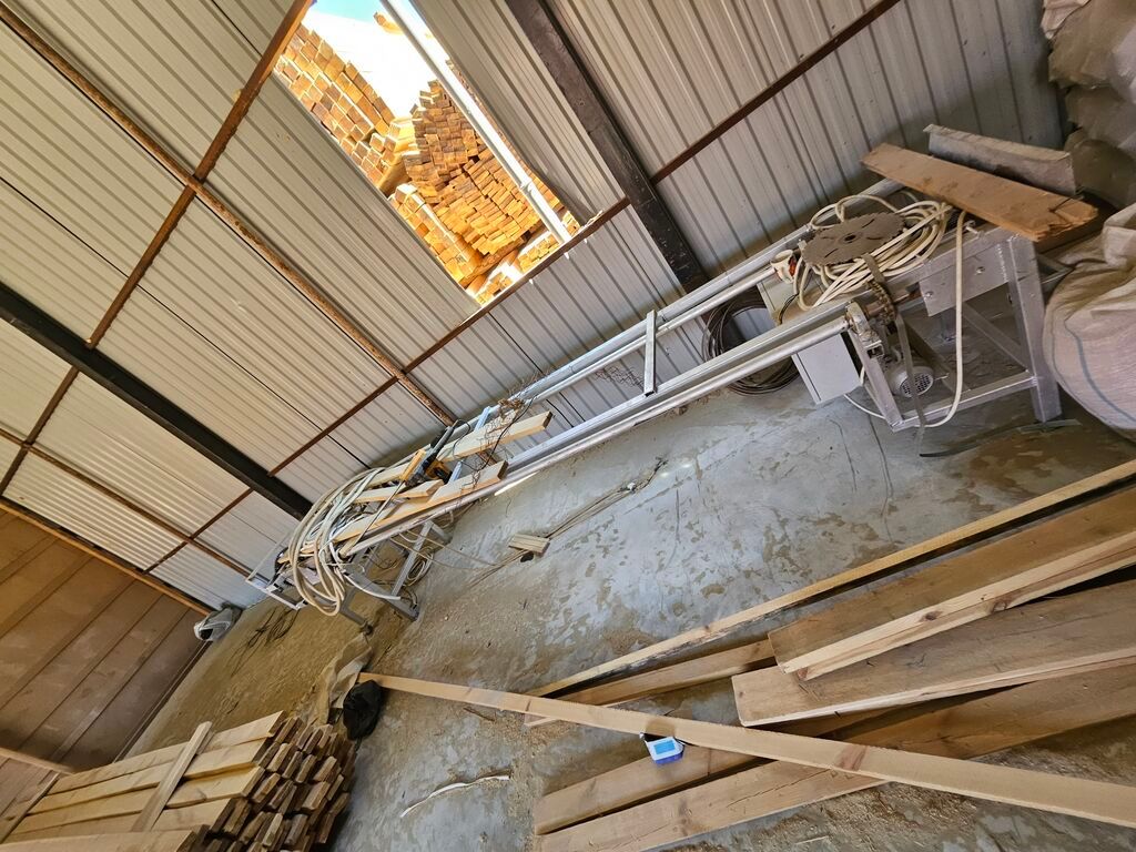 Bu möhkəm sənaye mişar masası ağac emalı və tikinti layihələri üçün