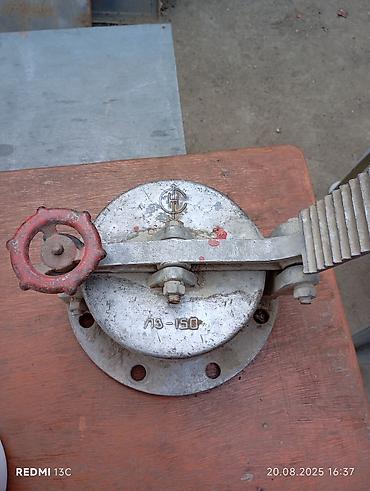 2 dənədir Dairəvi forma və metal konstruksiyaya malik sənaye lyuk - şəkil 2