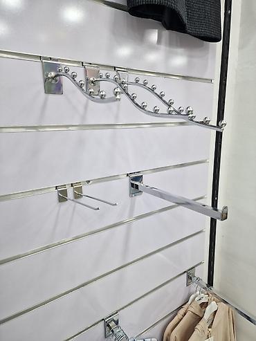 Ekonom panel (slatwall) vitrin sistemi üçün asılqan və aksesuar dəsti - şəkil 2