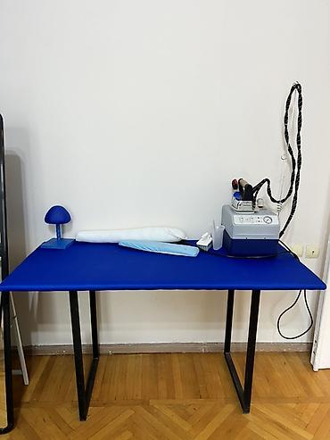 - Bərk və stabil metal ayaqlı masa – geniş işləmə səthi, parça kəsmə - şəkil 3