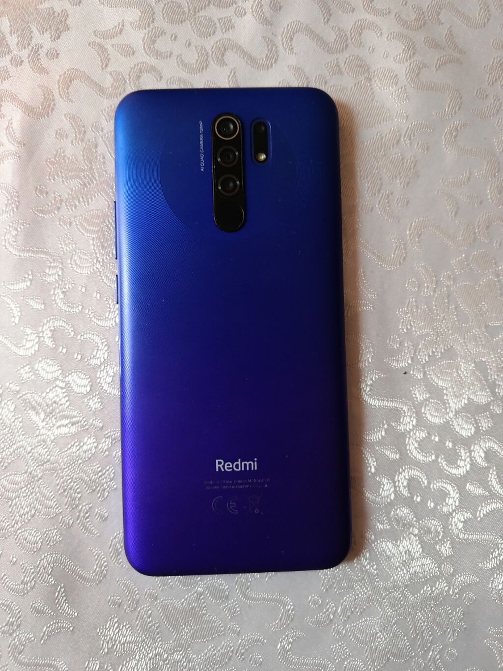 Xiaomi Mi 9, 4 GB, rəng - Göy