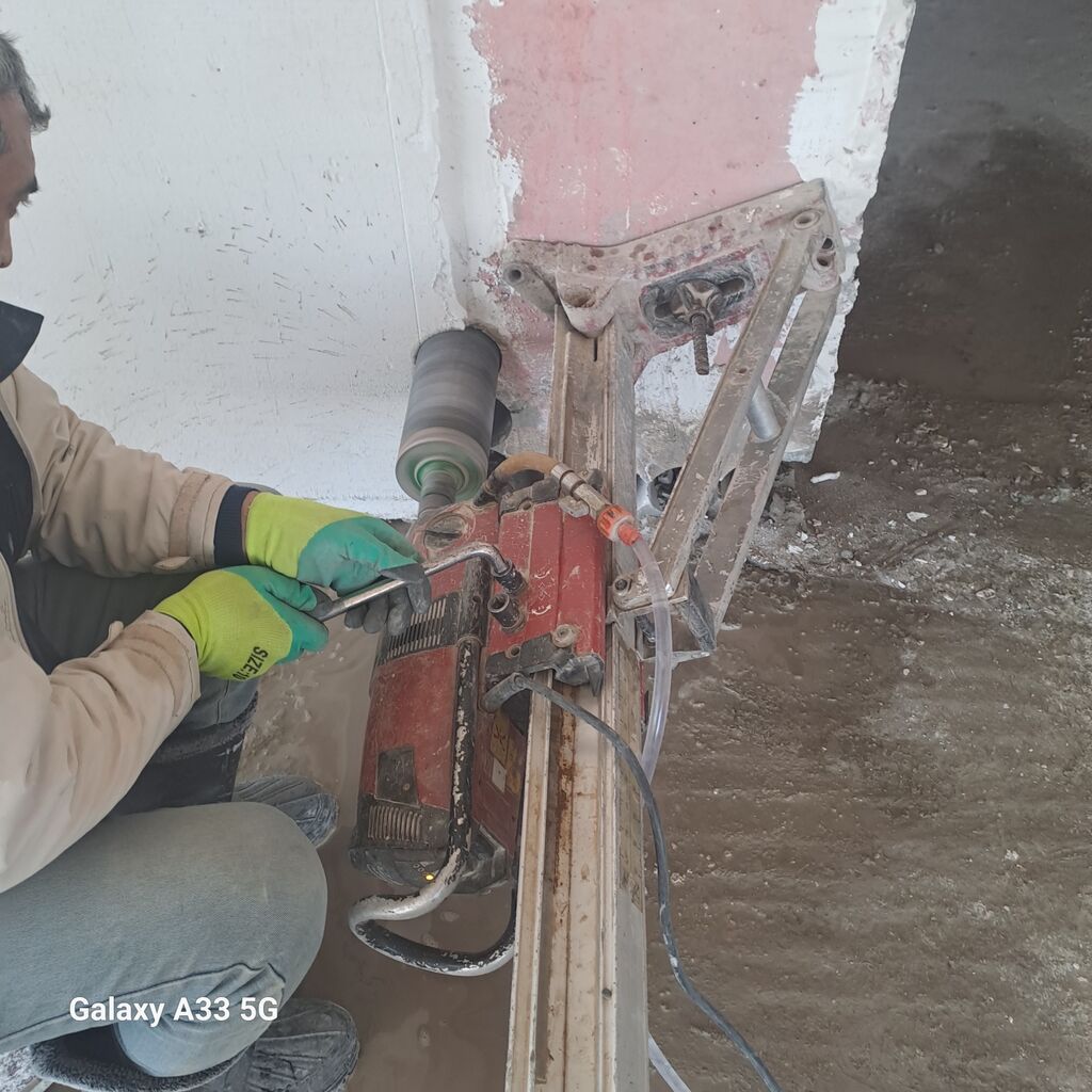 Beton kəsimi və deşmə xidməti - Beton, dəmir-beton, daş və kərpic