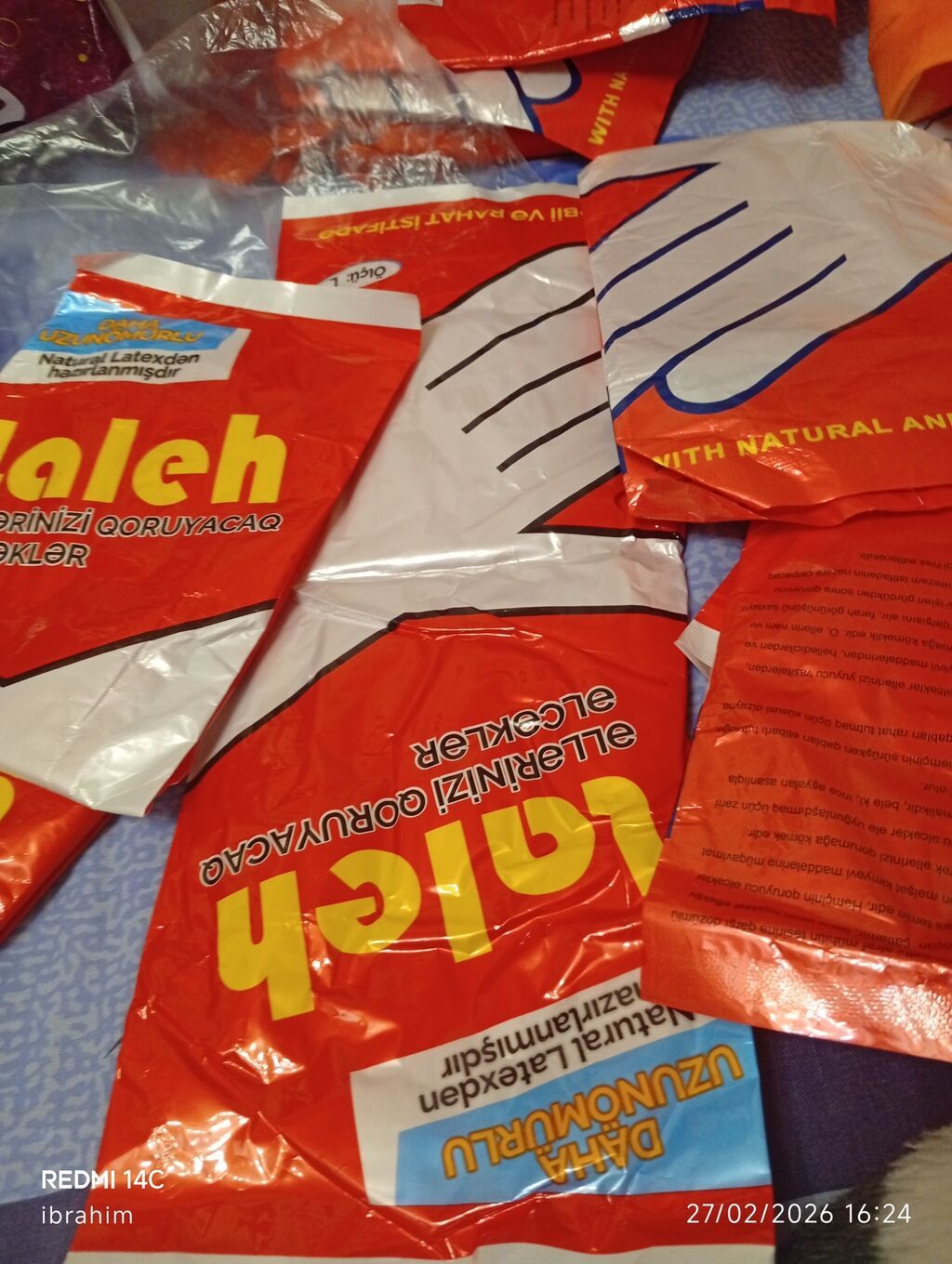 Lateks əlcəklər – təbii lateksdən hazırlanmış, allergiyanı qoruyacaq