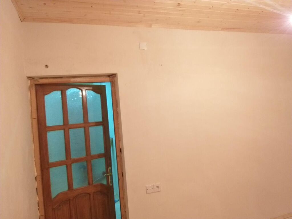 Satılır: Kiçik məkan üçün təmizlənmiş və təmir olunmuş otaq/studia