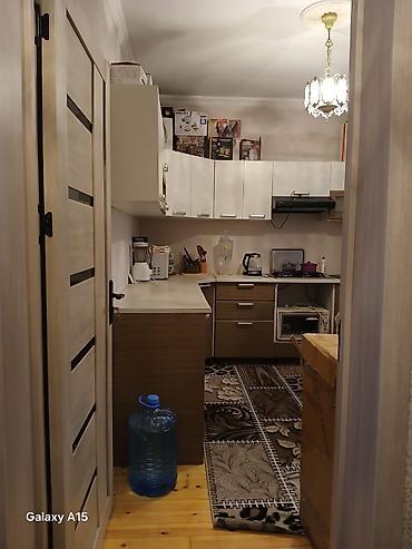 2 otaqlı mənzil – dəhliz və yataq otağı Xüsusiyyətlər: - Geniş - şəkil 2