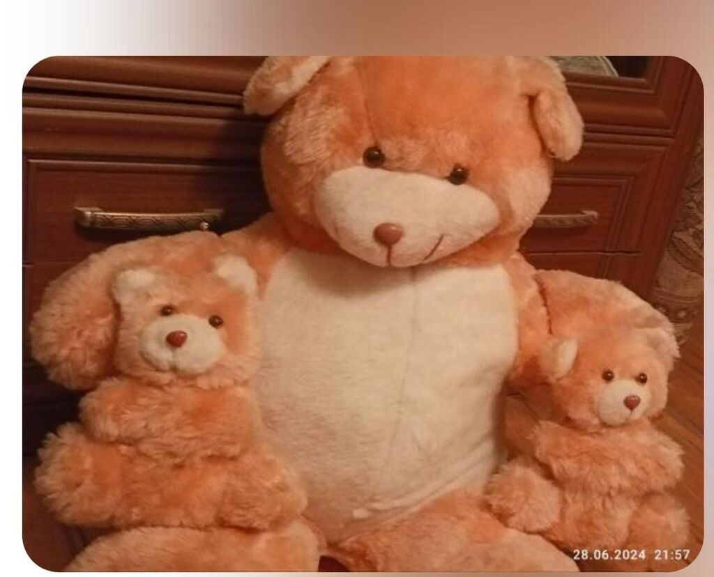 Yeni kimidir işlənməyib sadəcə şkafın üstündə qalıb 25₼ TƏCİLİ