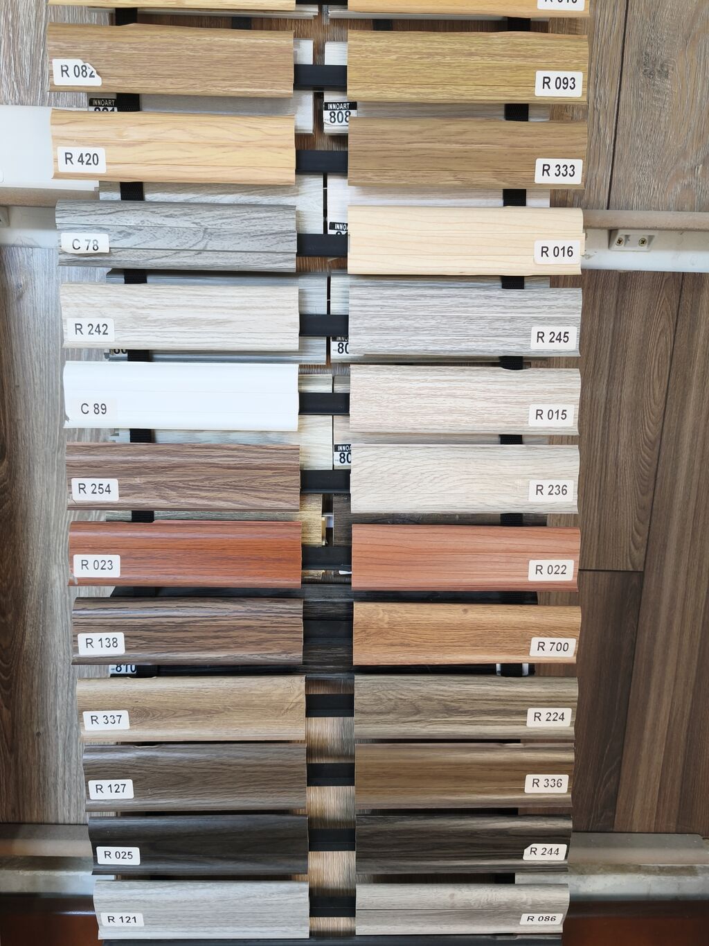 MDF və PVC plintus/parket süpürgəlikləri – geniş rəng və tekstur