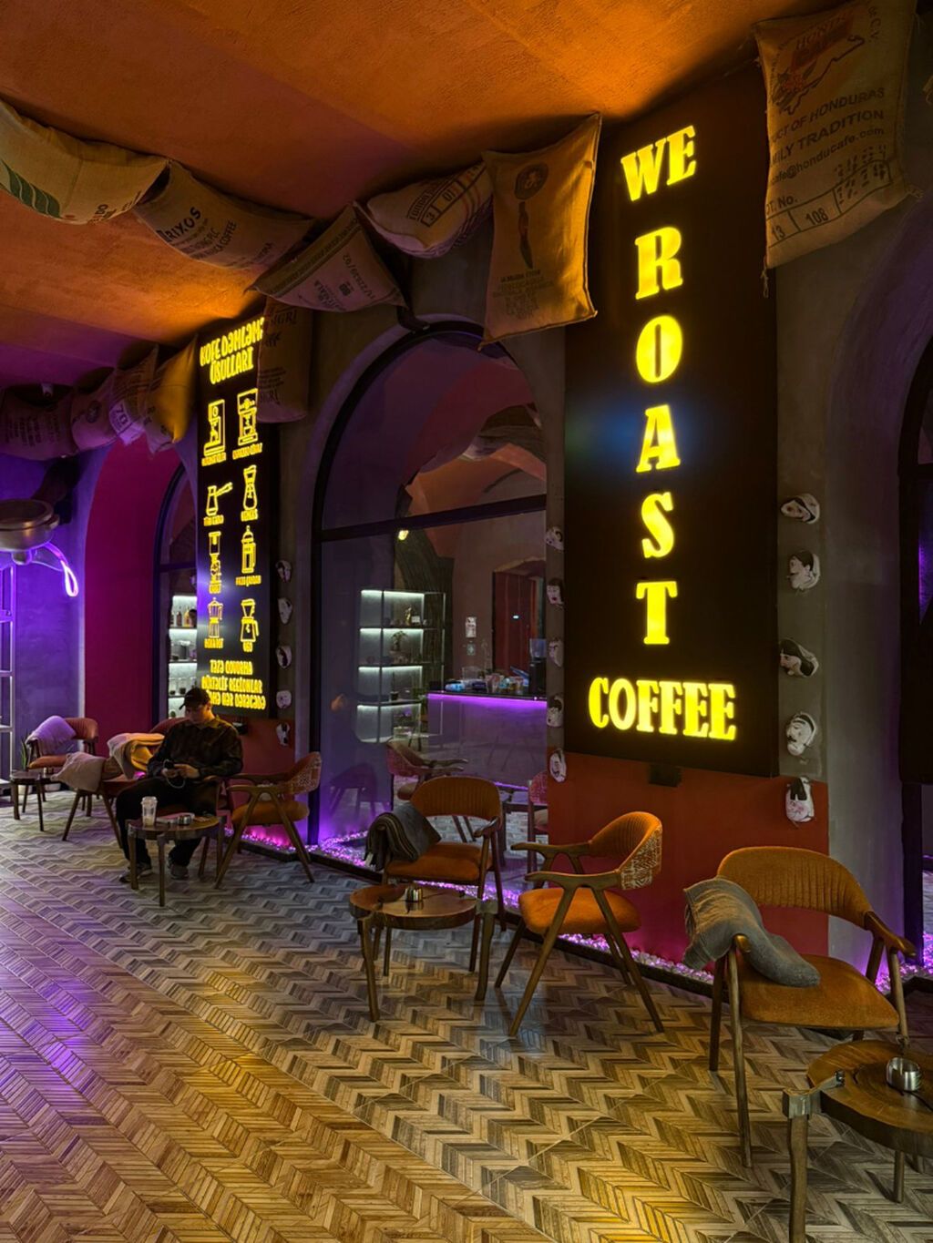 Reklam Lövhələrinin yüksək keyfiyyətdə və münasib qiymətə hazırlanması