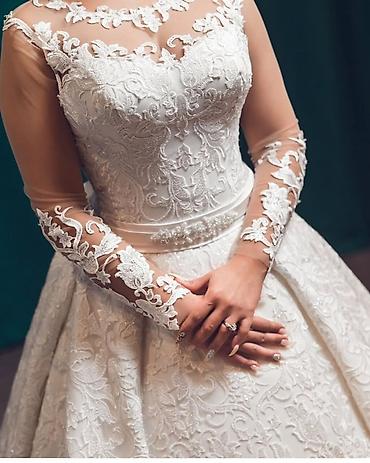 Gelinlik– zərif krujeva ilə işlənmiş gəlinlik - Model: klassik - şəkil 2