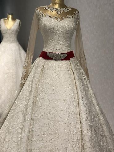 Gelinlik– zərif krujeva ilə işlənmiş gəlinlik - Model: klassik - şəkil 3