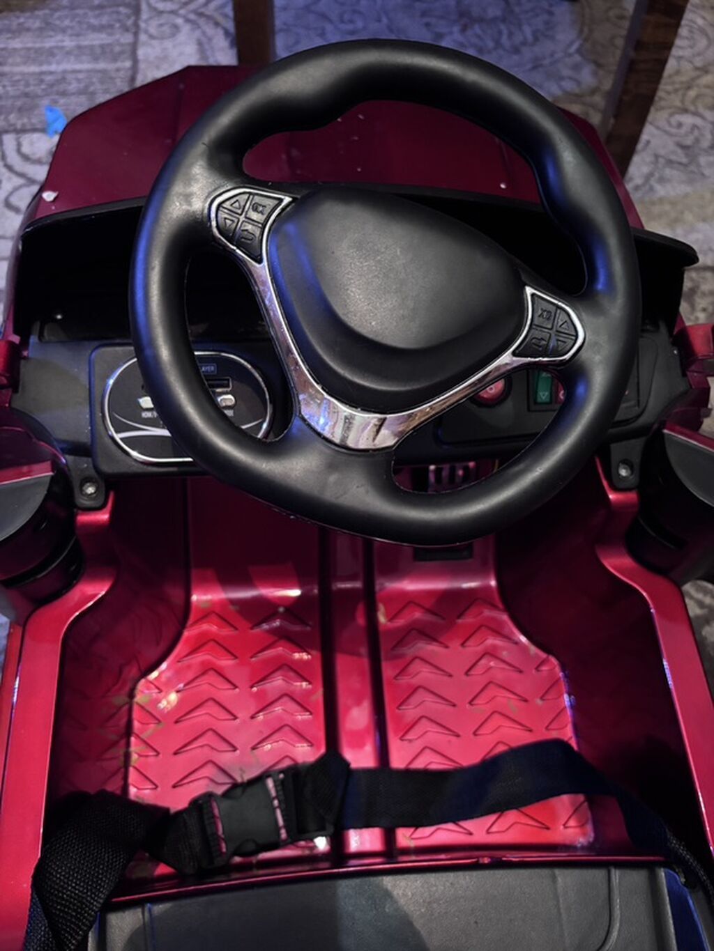 Uşaq üçün elektrikli minik maşını – qırmızı rəng - Model: 768 (nömrə