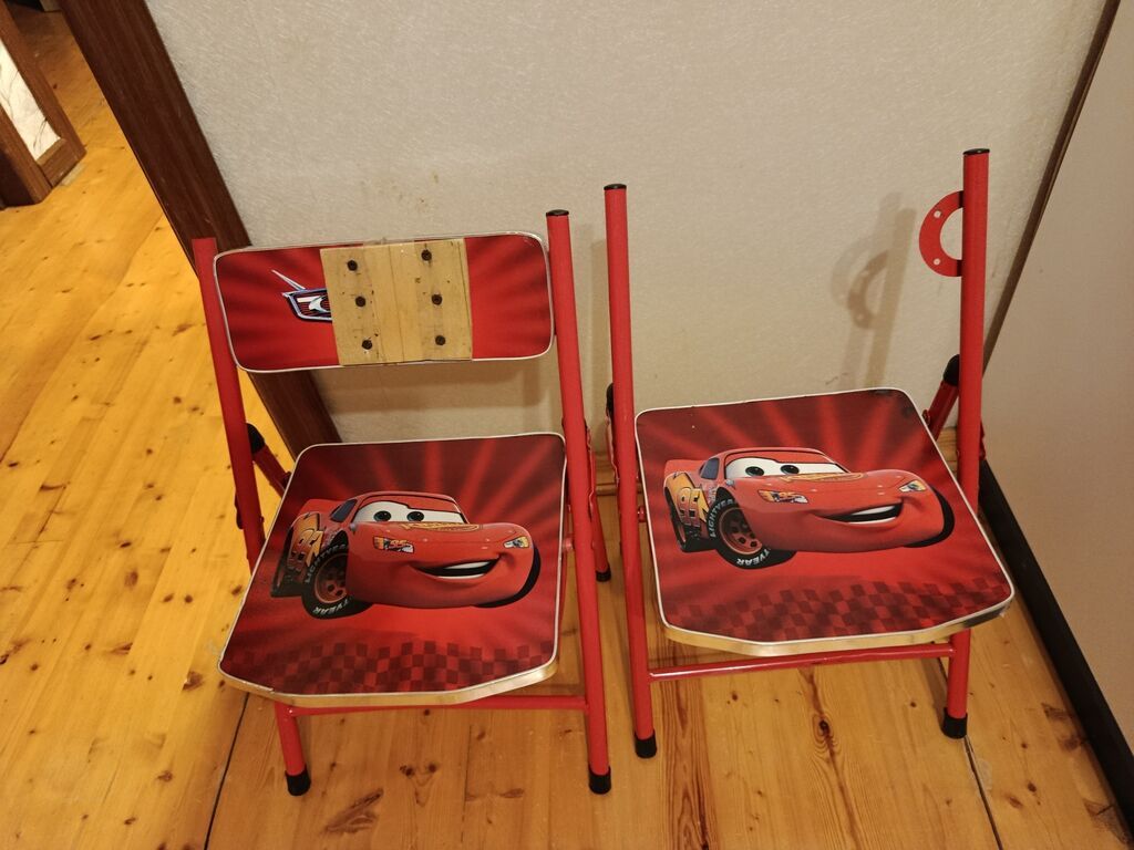 Uşaqlar üçün "Şimşək Makkuin" obrazı ilə bəzədilmiş iki ədəd qatlanan