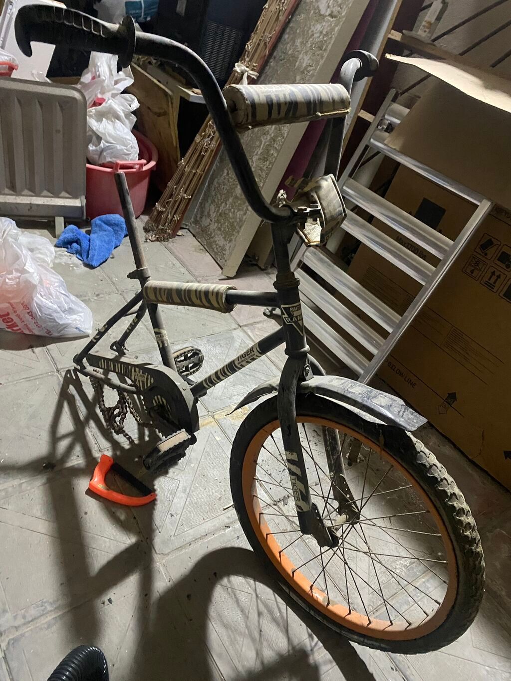 Ehtiyyat hissəsi kimi satilir