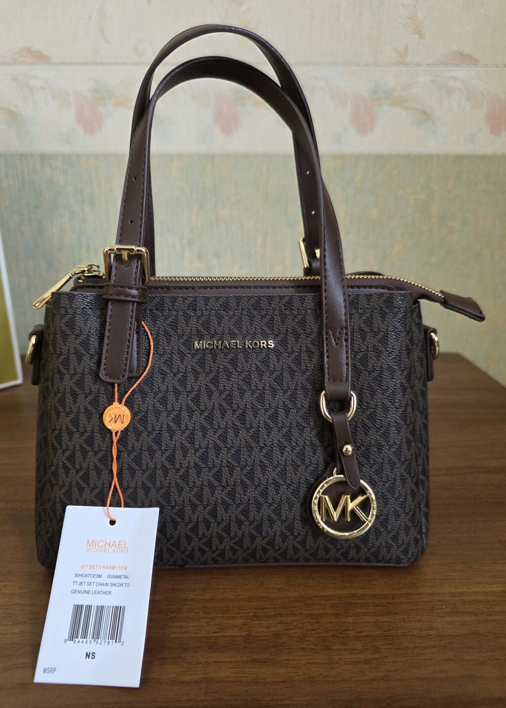 Çiyin çantası, Michael Kors, Yeni